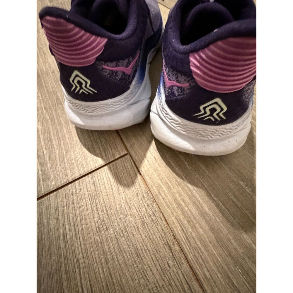 Hoka Women's Challenger 7 ATR in Meteor/Night Sky Purple / US 8 - Picture 6 of 10